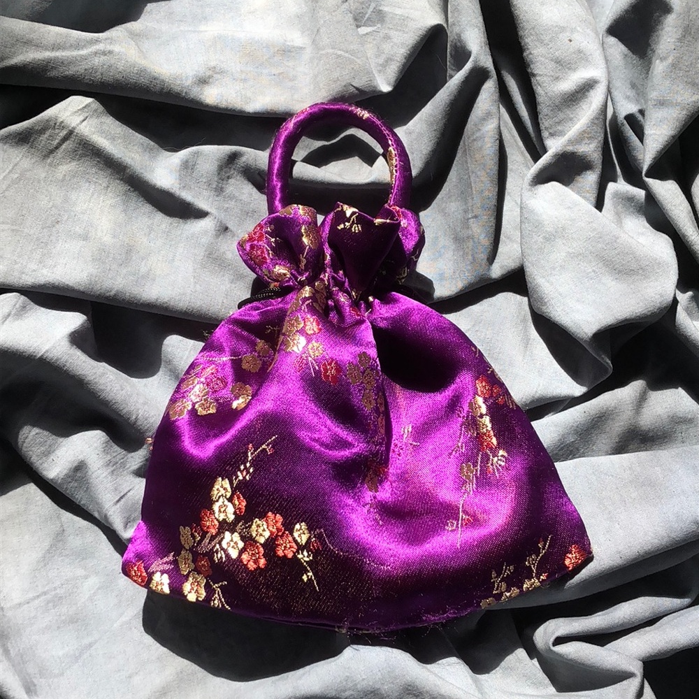 Oriental drawstring purple purse!